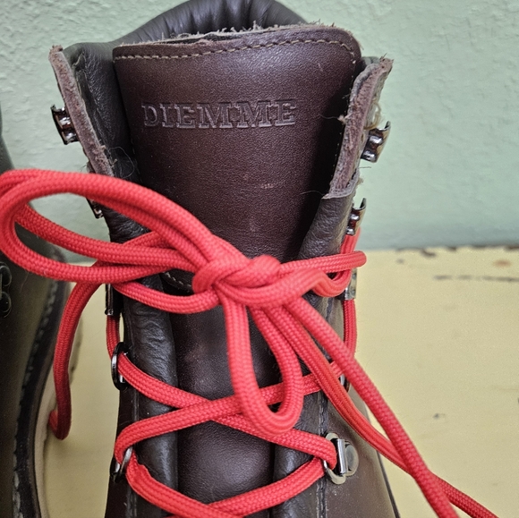 Diemme Roccia Vet Brown Leather Hiking Boots with Red Laces - Picture 5 of 10